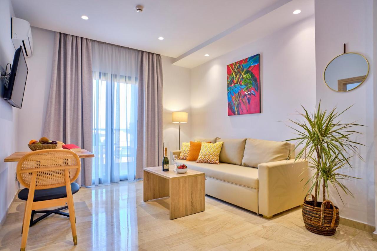 Sunflower Suites Gouvia Corfu מראה חיצוני תמונה