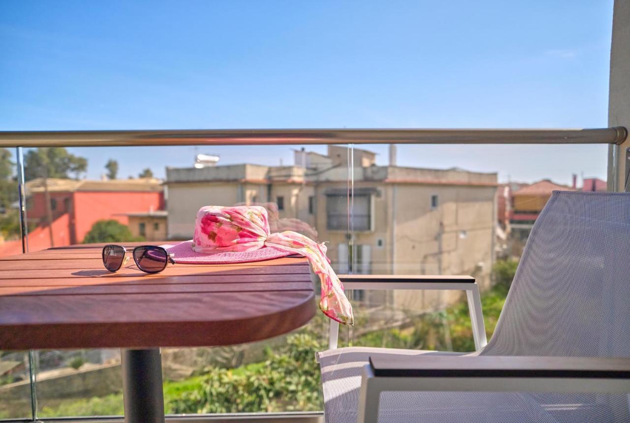 Sunflower Suites Gouvia Corfu מראה חיצוני תמונה