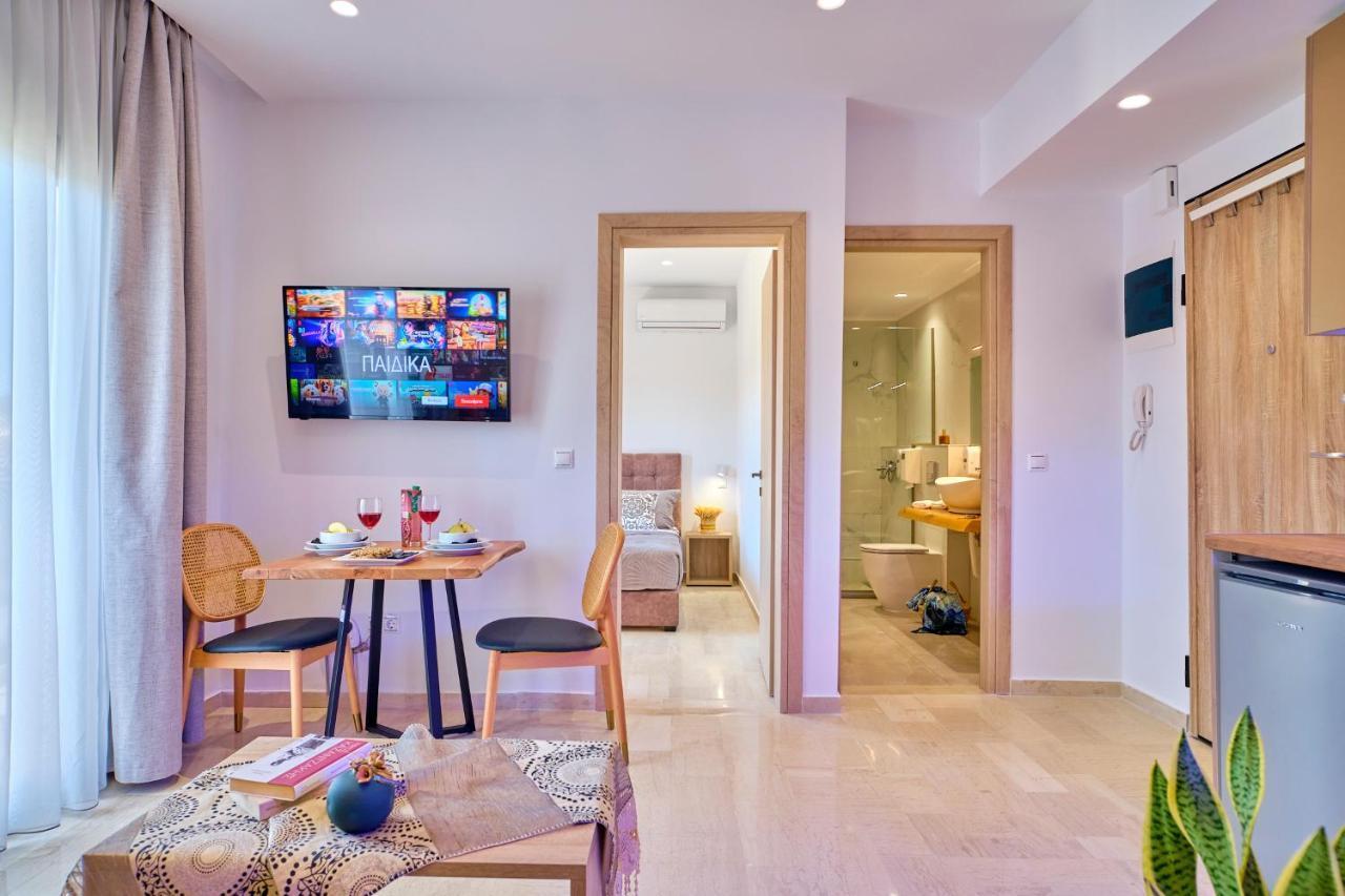 Sunflower Suites Gouvia Corfu מראה חיצוני תמונה